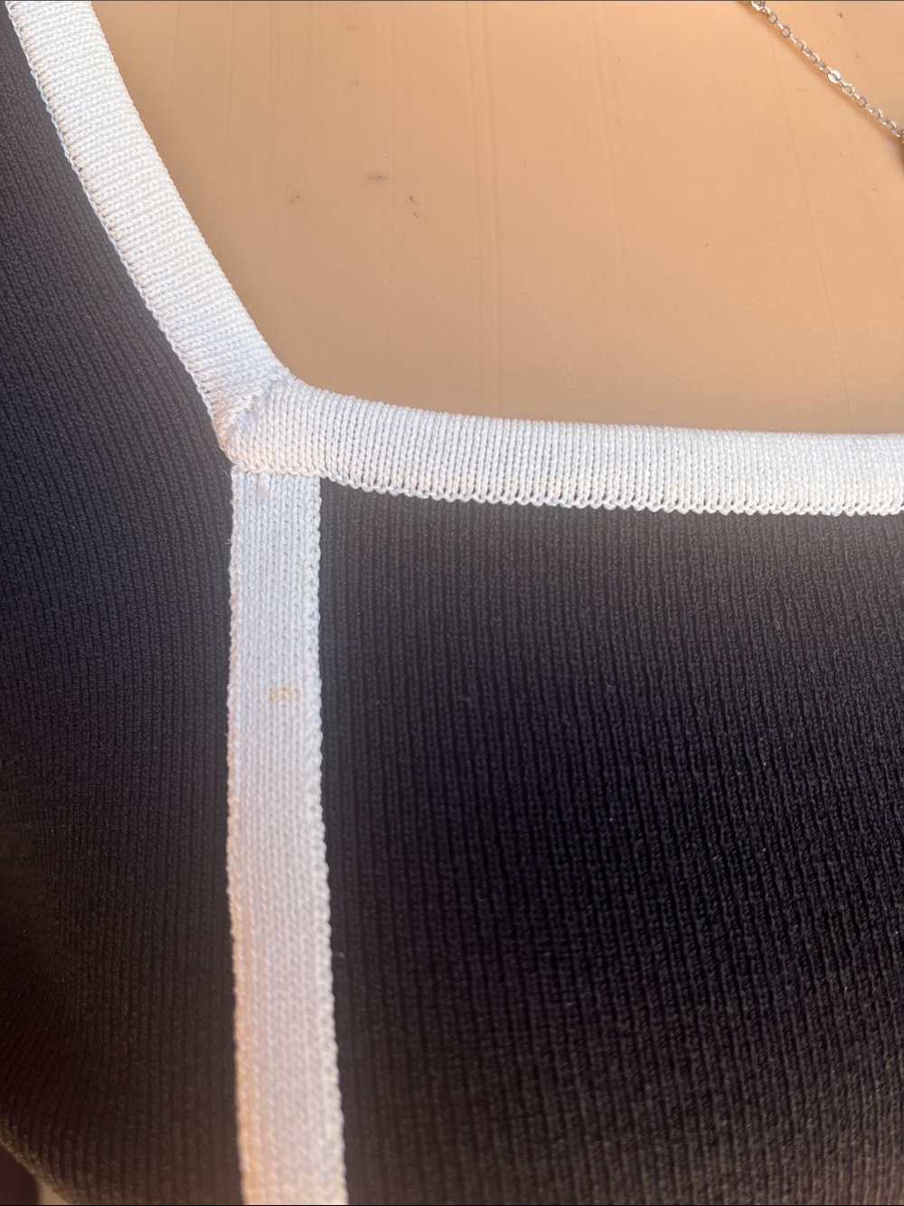 Cable & Gauge Black Knit Long-Sleeve Top with White Trim - Picture 2 of 7